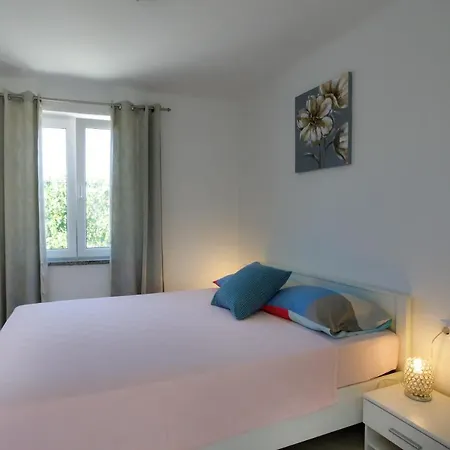 Oliva ヴルブニク